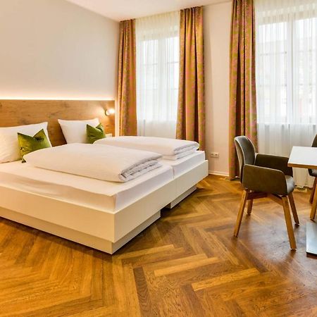 Bett'N Glueck - Uebernachtung & Fruehstueck Bed & Breakfast Zusmarshausen Exterior photo